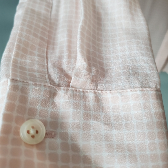 Silk Shirt by ANN TAYLOR - Picture 6 of 8